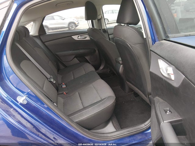 3KPF24ADXRE800421 KIA Forte Lxs
