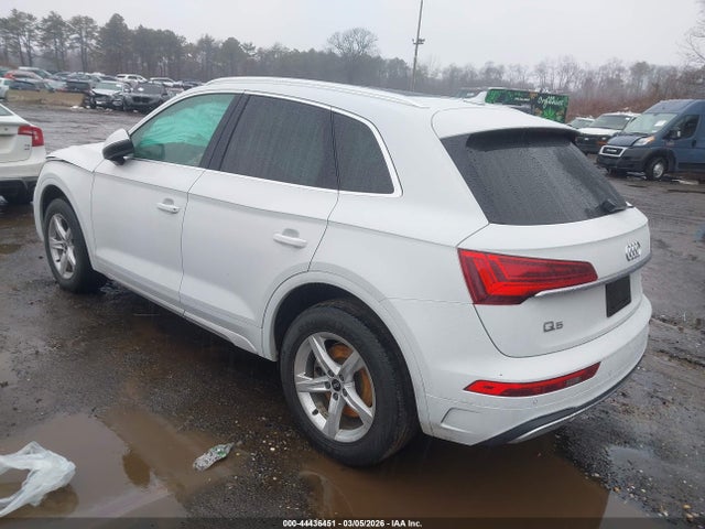 2021 AUDI Q5 WA1AAAFY0M2016384 Photo 2
