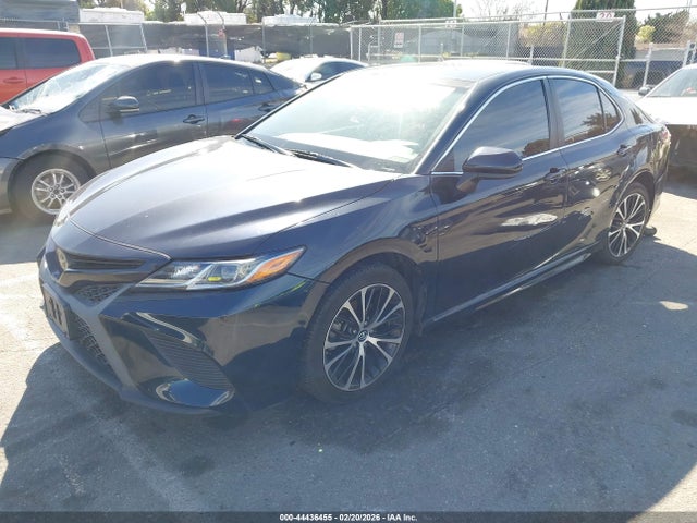 4T1B11HK1KU806695 Toyota CAMRY SE