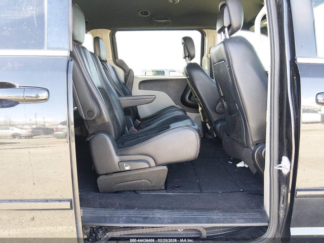 44436486 :رقم المزاد ، 2C4RDGCG8HR586414 vin ، 2017 Dodge Grand Caravan Sxt مزاد بيع