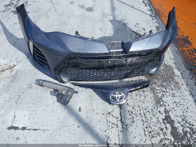 5YFBURHE8HP592699 Toyota COROLLA SE