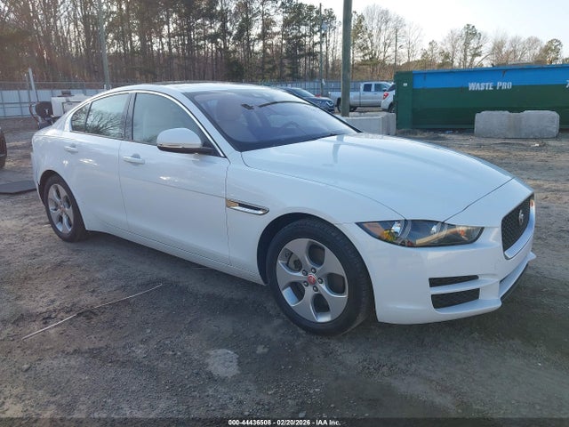 2017 JAGUAR XE SAJAR4BG7HA960144 Photo 0