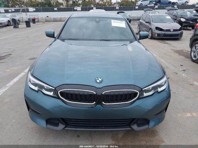 3MW5R1J05M8C12711 BMW 330I