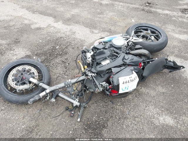 Ducati Panigale V2 2022 ZDMHAATW1NB006444 Image 13
