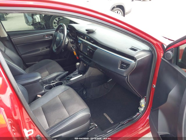 44436545 :رقم المزاد ، 2T1BURHE8FC427636 vin ، 2015 Toyota Corolla S مزاد بيع