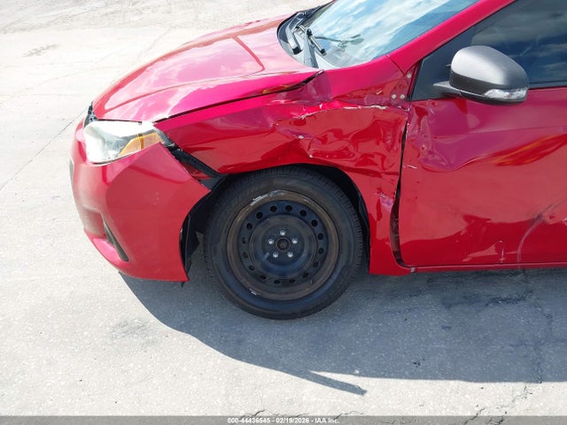 44436545 :رقم المزاد ، 2T1BURHE8FC427636 vin ، 2015 Toyota Corolla S مزاد بيع