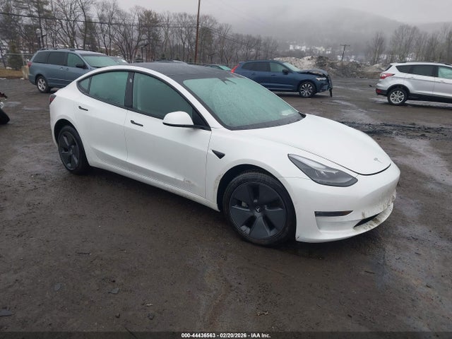 Tesla Model 3 Long Range Dual Motor All-wheel Drive 2022 5YJ3E1EB7NF207931 головне зображення