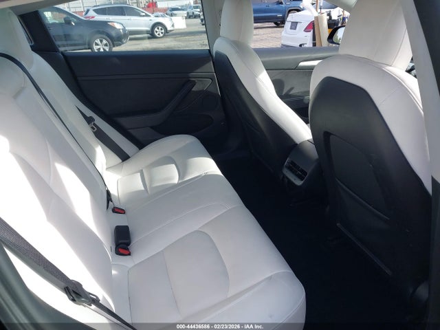 Продажа на аукционе авто 2022 Tesla Model 3 Rear-wheel Drive, vin: 5YJ3E1EA7NF327297, номер лота: 44436586