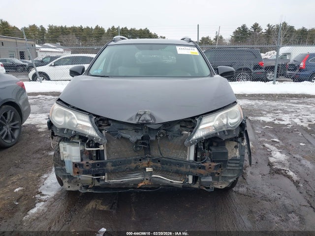 2T3BFREV6EW226272 Toyota RAV4 LE