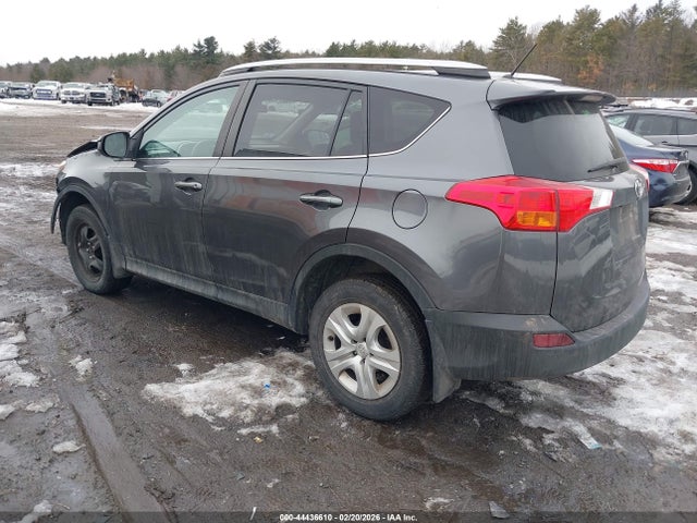 2T3BFREV6EW226272 Toyota RAV4 LE