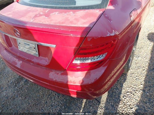 Продаж на аукціоні авто 2014 Mercedes-benz C 250, vin: WDDGJ4HB7EG282411, номер лоту: 44436661