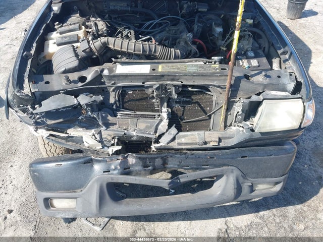 44436673 :رقم المزاد ، 4F4YR16U43TM21772 vin ، 2003 Mazda B3000 Ds مزاد بيع
