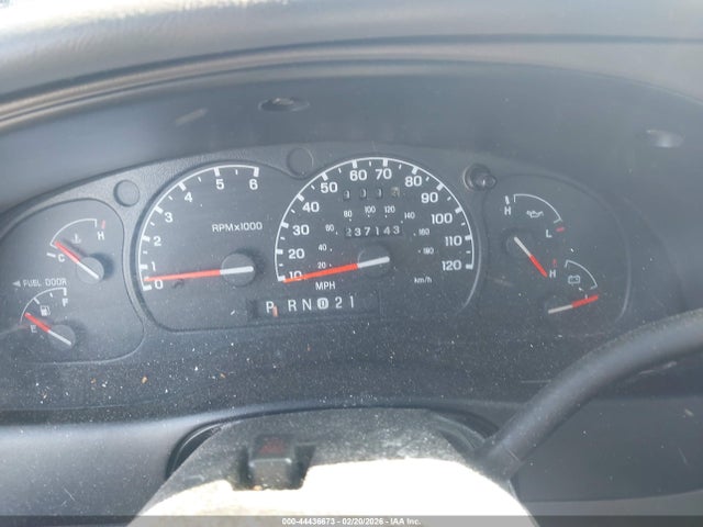 44436673 :رقم المزاد ، 4F4YR16U43TM21772 vin ، 2003 Mazda B3000 Ds مزاد بيع