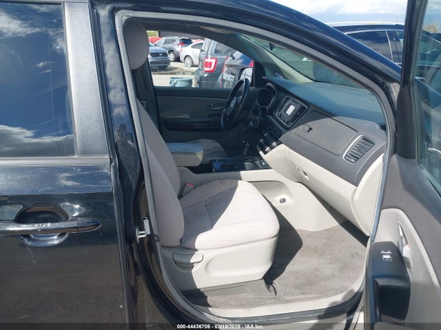 KNDMB5C15G6085955 KIA SEDONA LX
