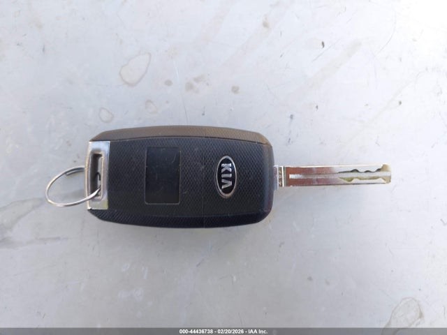 Продажа на аукционе авто 2015 Kia Soul +, vin: KNDJP3A5XF7801742, номер лота: 44436738