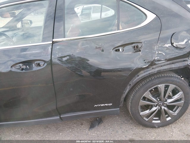 44436744 :رقم المزاد ، JTHR9JBH2M2039557 vin ، 2021 Lexus Ux 250h F Sport مزاد بيع