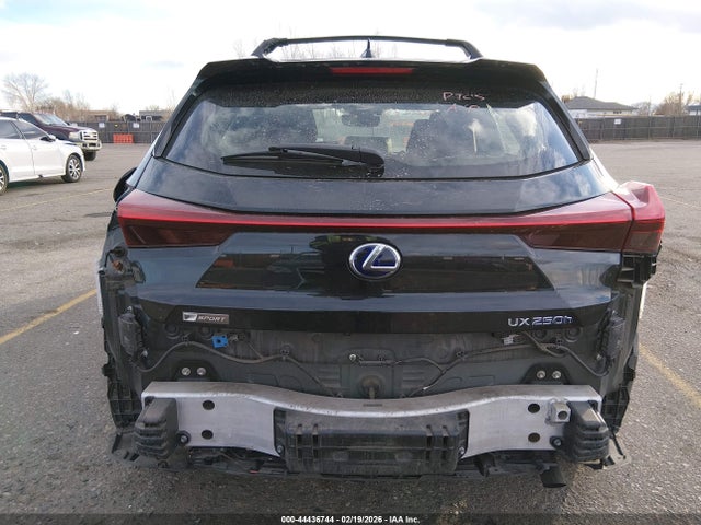 44436744 :رقم المزاد ، JTHR9JBH2M2039557 vin ، 2021 Lexus Ux 250h F Sport مزاد بيع