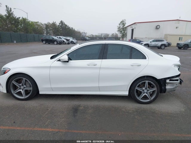 55SWF4JB0FU094129 Mercedes-Benz C 300 Sport