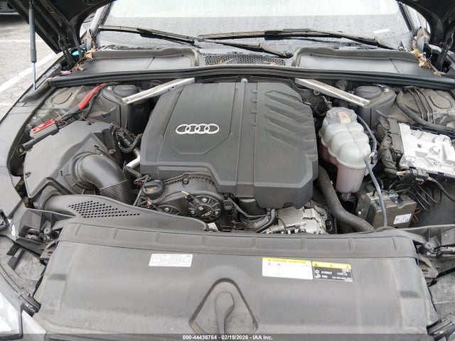2021 Audi A4 Premium Plus 45 Tfsi S Line Quattro S Tronic მანქანა იყიდება აუქციონზე, vin: WAUEAAF49MN002144, აუქციონის ნომერი: 44436784