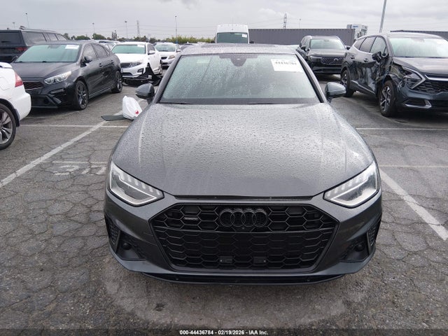2021 Audi A4 Premium Plus 45 Tfsi S Line Quattro S Tronic მანქანა იყიდება აუქციონზე, vin: WAUEAAF49MN002144, აუქციონის ნომერი: 44436784