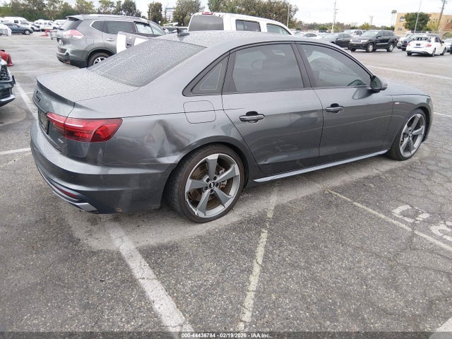 2021 Audi A4 Premium Plus 45 Tfsi S Line Quattro S Tronic მანქანა იყიდება აუქციონზე, vin: WAUEAAF49MN002144, აუქციონის ნომერი: 44436784