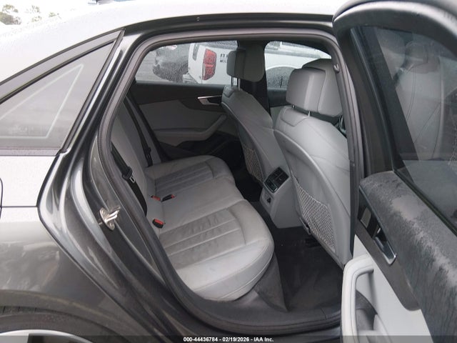 2021 Audi A4 Premium Plus 45 Tfsi S Line Quattro S Tronic მანქანა იყიდება აუქციონზე, vin: WAUEAAF49MN002144, აუქციონის ნომერი: 44436784