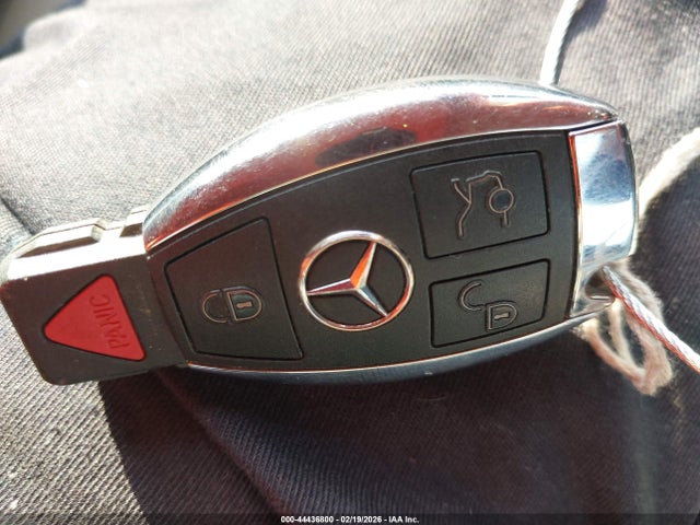 2013 Mercedes-benz C 250 Sport მანქანა იყიდება აუქციონზე, vin: WDDGF4HB2DG129662, აუქციონის ნომერი: 44436800