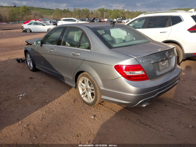 2013 Mercedes-benz C 250 Sport მანქანა იყიდება აუქციონზე, vin: WDDGF4HB2DG129662, აუქციონის ნომერი: 44436800