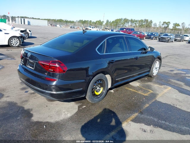 Продаж на аукціоні авто 2018 Volkswagen Passat 2.0t Sel Premium, vin: 1VWCA7A32JC048379, номер лоту: 44436805