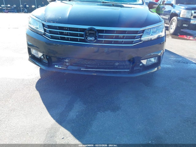 Продаж на аукціоні авто 2018 Volkswagen Passat 2.0t Sel Premium, vin: 1VWCA7A32JC048379, номер лоту: 44436805