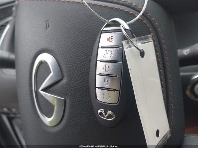 44436840 :رقم المزاد ، JN8AZ2BF5N9740268 vin ، 2022 Infiniti Qx80 Sensory مزاد بيع