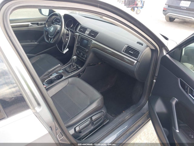 Продаж на аукціоні авто 2016 Volkswagen Passat 1.8t Se, vin: 1VWBS7A39GC037994, номер лоту: 44436846