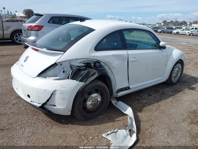 3VWJ17AT9GM612334 Volkswagen Beetle 1.8t Se