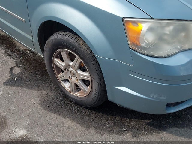 2010 Chrysler Town & Country Touring მანქანა იყიდება აუქციონზე, vin: 2A4RR5DX5AR319560, აუქციონის ნომერი: 44436943