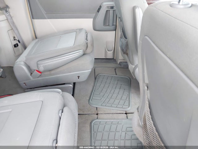 2010 Chrysler Town & Country Touring მანქანა იყიდება აუქციონზე, vin: 2A4RR5DX5AR319560, აუქციონის ნომერი: 44436943