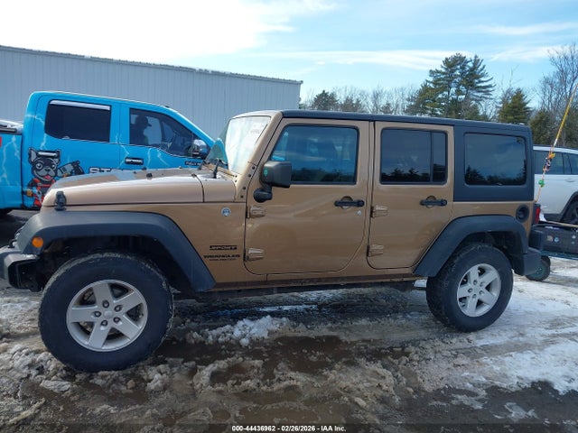 1C4BJWDG8FL654784 Jeep Wrangler Unlimited Sport