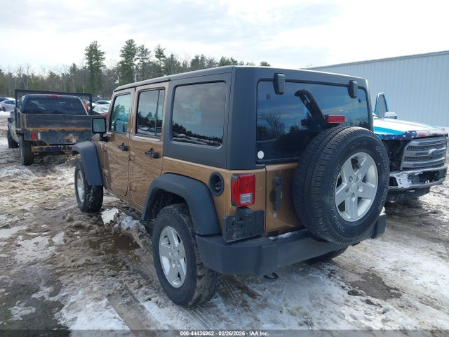 1C4BJWDG8FL654784 Jeep Wrangler Unlimited Sport