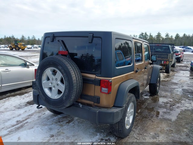 1C4BJWDG8FL654784 Jeep Wrangler Unlimited Sport