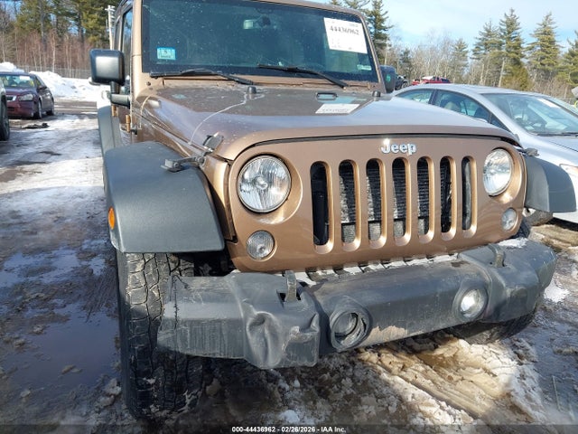 1C4BJWDG8FL654784 Jeep Wrangler Unlimited Sport