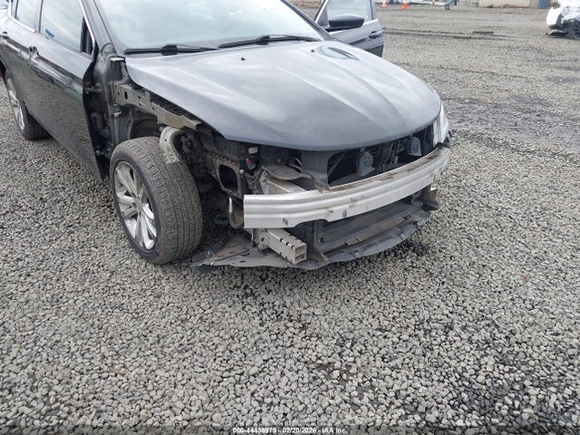 44436979 :رقم المزاد ، 1C3CCCAB1FN672865 vin ، 2015 Chrysler 200 Limited مزاد بيع