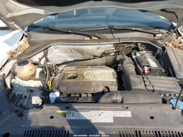 WVGAV7AX1FW581472 Volkswagen TIGUAN SE