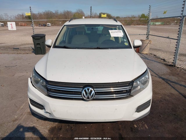 WVGAV7AX1FW581472 Volkswagen TIGUAN SE