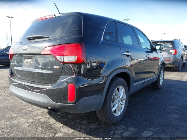 5XYKT3A69FG621289 KIA SORENTO LX