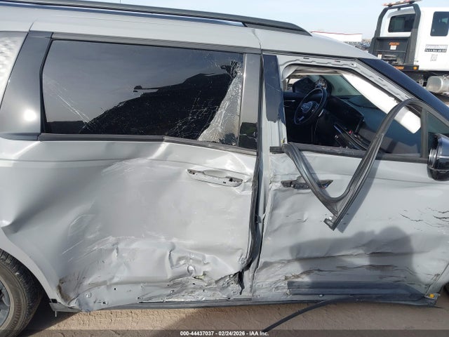 Продажа на аукционе авто 2025 Kia Carnival Mpv Hybrid Sx Prestige, vin: KNDNE5KA2S6043720, номер лота: 44437037
