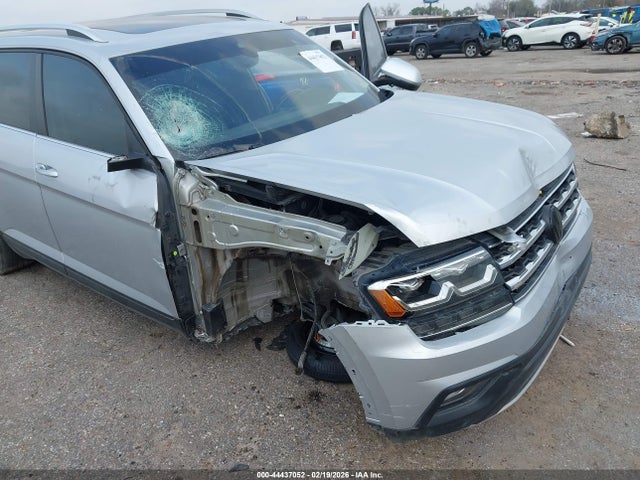 2019 VOLKSWAGEN ATLAS 1V2WR2CA1KC596171 Photo 5