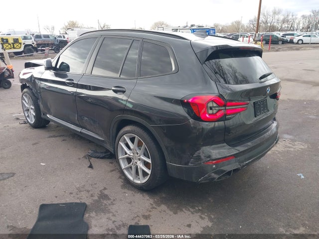 2022 BMW X3 WBX57DP09NN178114 Photo 2