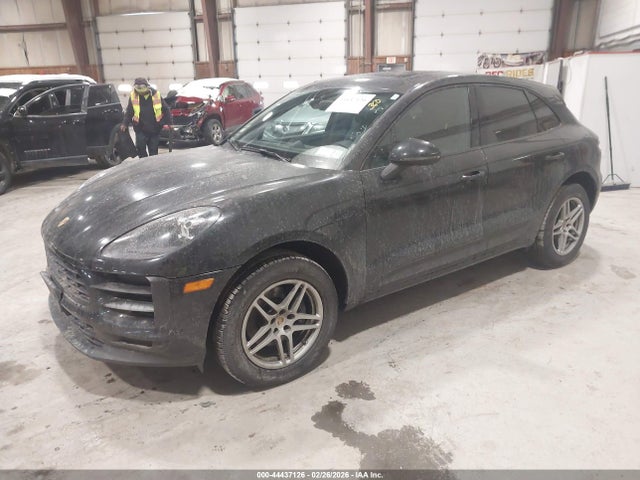 2019 PORSCHE MACAN WP1AA2A52KLB00219 Photo 1