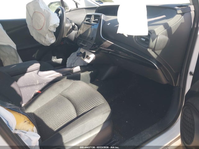 JTDKBRFU7G3011555 Toyota Prius Two