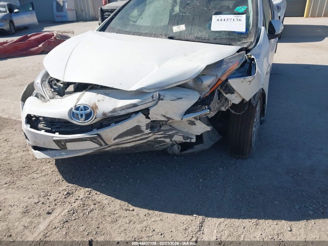 JTDKBRFU7G3011555 Toyota Prius Two