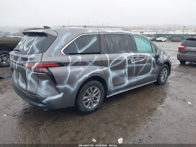 Продажа на аукционе авто 2021 Toyota Sienna Le, vin: 5TDKRKEC4MS046608, номер лота: 44437138